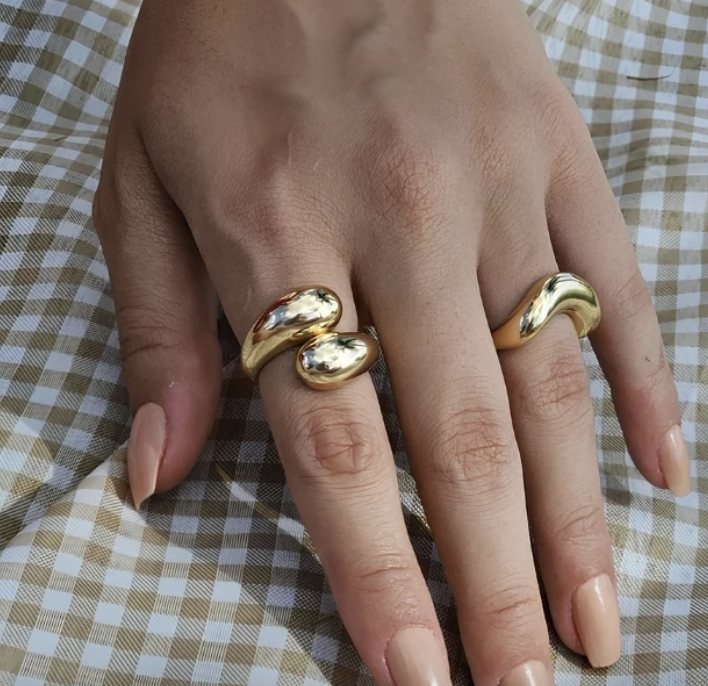 Celine adjustable design ring - Image 2